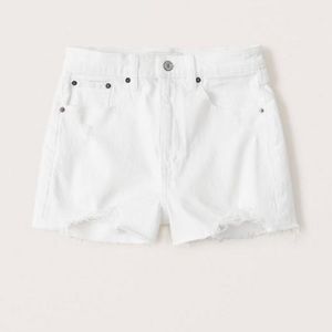 NWT ABERCROMBIE HIGH RISE MOM SHORT